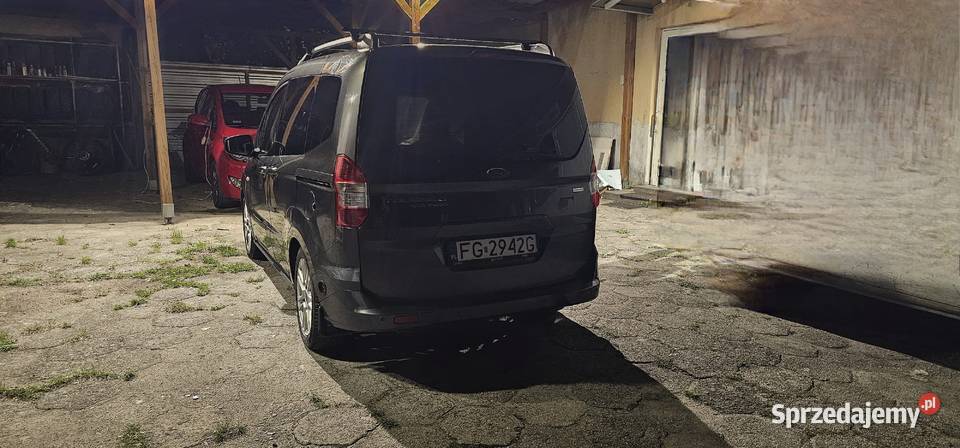 Ford Tourneo Courier Titanium 2016 LPG sprzedam