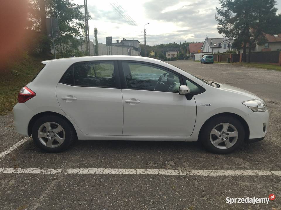 Toyota Auris 18 hybrid Żory sprzedam