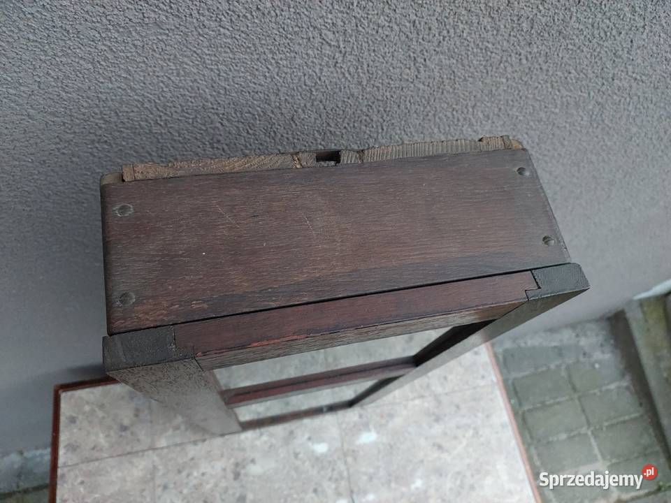 Szafka witrynka klasyczna z obudowy Meble pomorskie Tczew