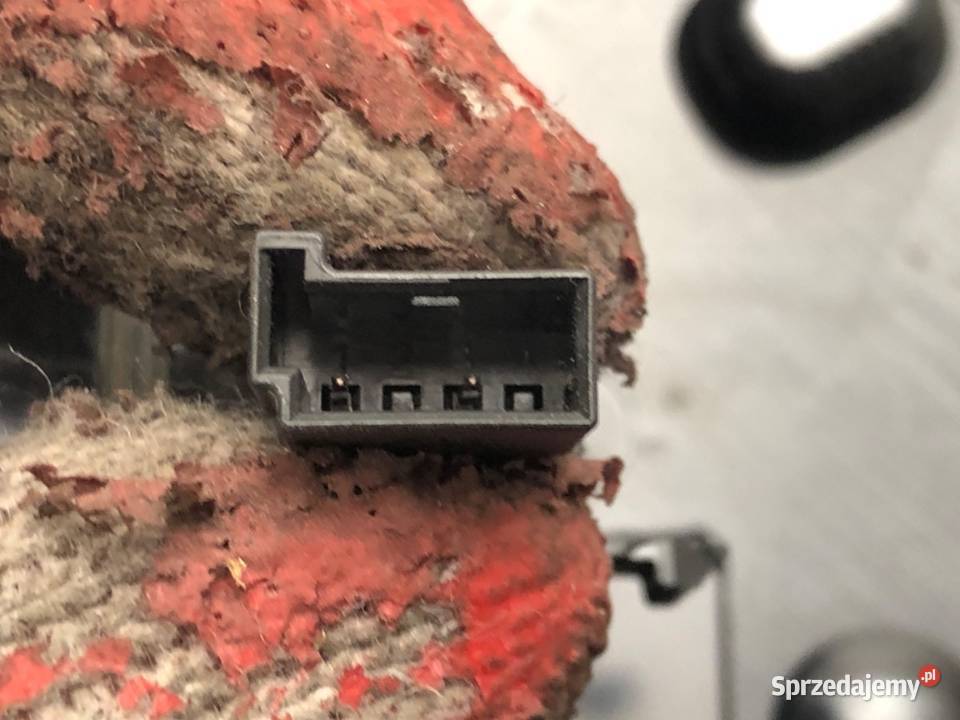 KLAMKA KLAPY TYŁ OPEL ASTRA J 13372619 Hatchback