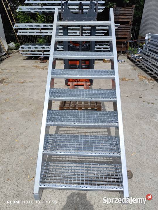 Schody metalowe wema wejście na 169 loft lubelskie
