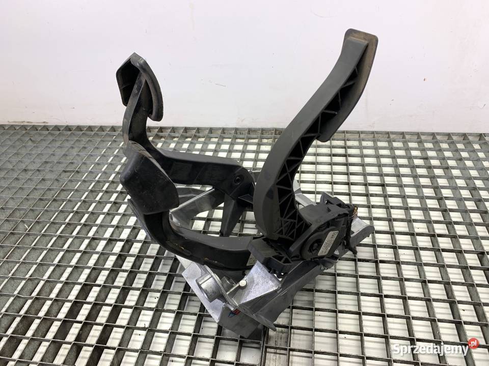 PEDAŁY MANUAL AUDI A4 B8 0715 8K1721117 18 160 osobowe