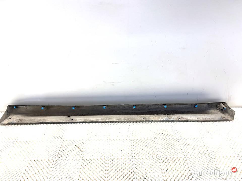 LISTWA PROGOWA LEWY MITSUBISHI OUTLANDER III SUV