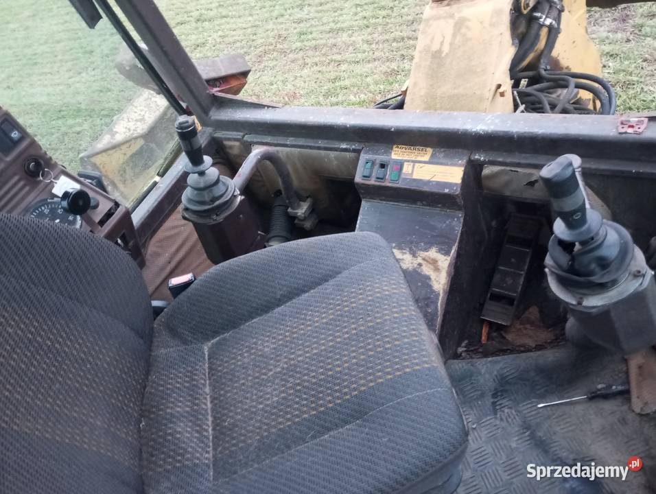 Koparko ładowarka hydrema