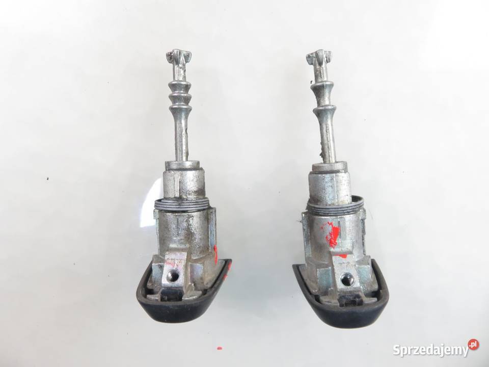 STACYJKA WKŁADKI TOYOTA YARIS II P9 897830D060 osobowe