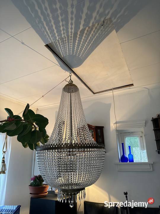 Ogromny kryształowy żyrandol tulipan 16080 Bystrzyca Kłodzka