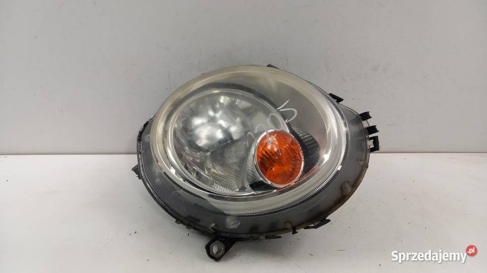MINI COOPER R56 LAMPA PRZÓD PRAWA Zbierkowo