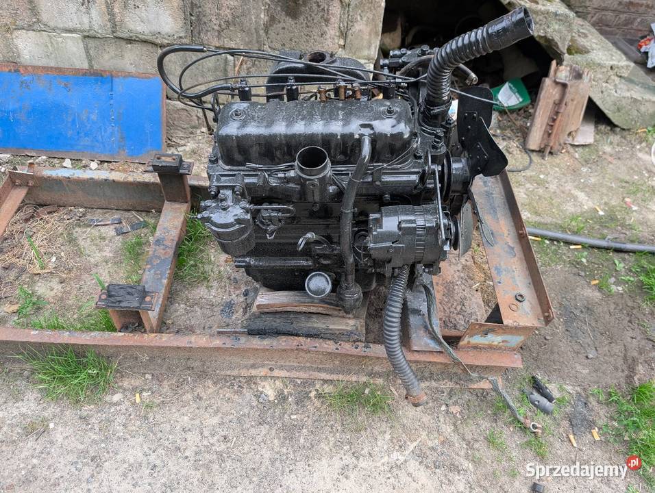 Silnik Perkins 4108 Massey Ferguson ze spawarki lubelskie Izdebno-Kolonia