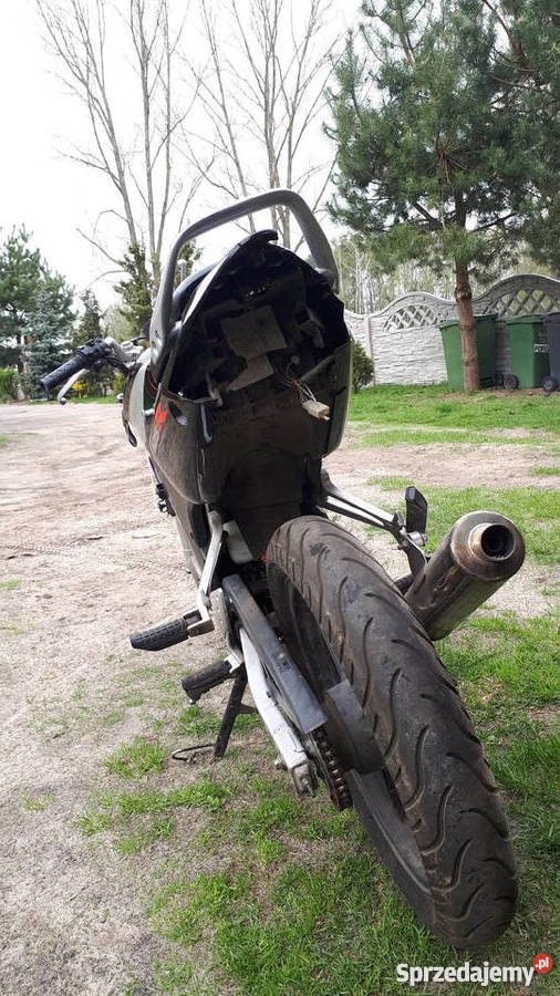 Sprzedam uszkodzoną hondę cbr 125r wielkopolskie Lisiec Wielki