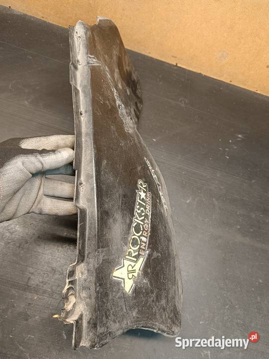 Owiewka osłona plastik boczek prawy tył części Plastiki