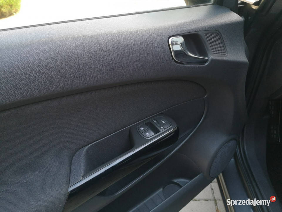 Opel Corsa 12 16v 86 Klimatyzacja Isofix serwisowany w ASO Strzegom