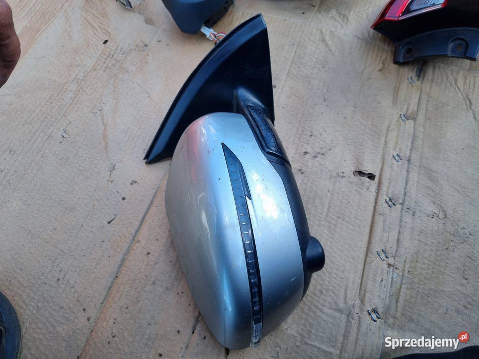 LUSTERKO PRAWE KAMERA 16 PIN NISSAN QASHQAI II