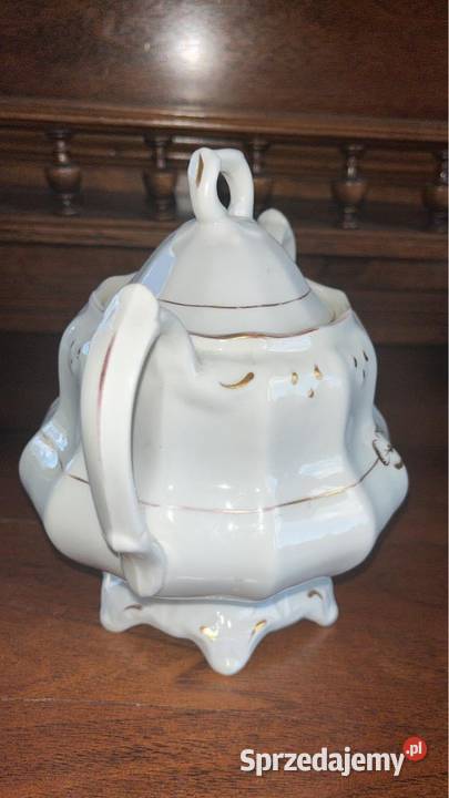 Wielka Cukiernica biała ze złotem Bez sygnatury Gdańsk