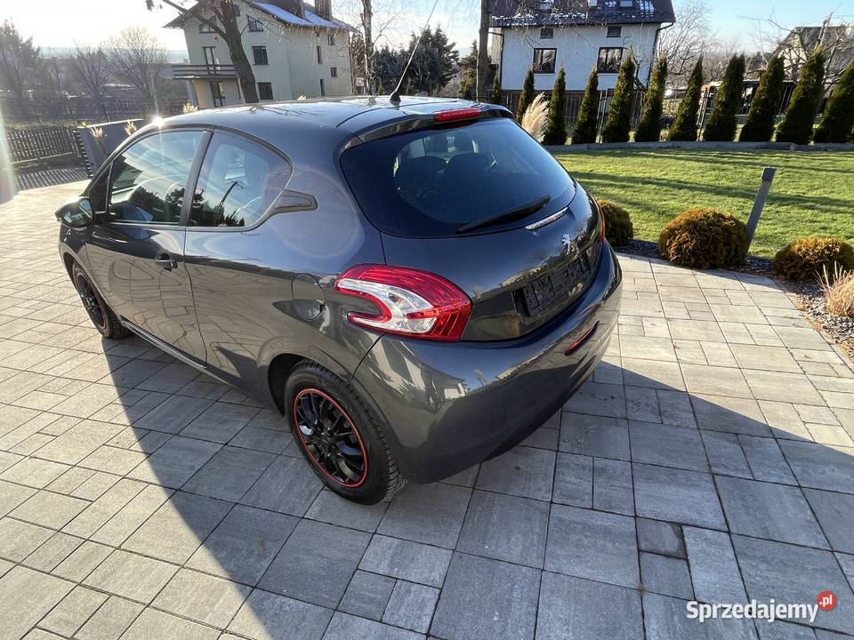 Peugeot 208 ekonomiczna benzyna immobilizer Rzeszów