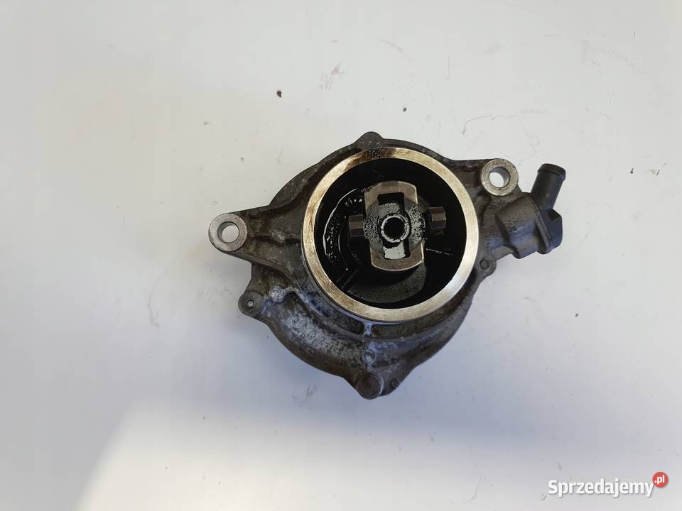 BMW E87 20 D POMPA WAKUM VACUM Rudka