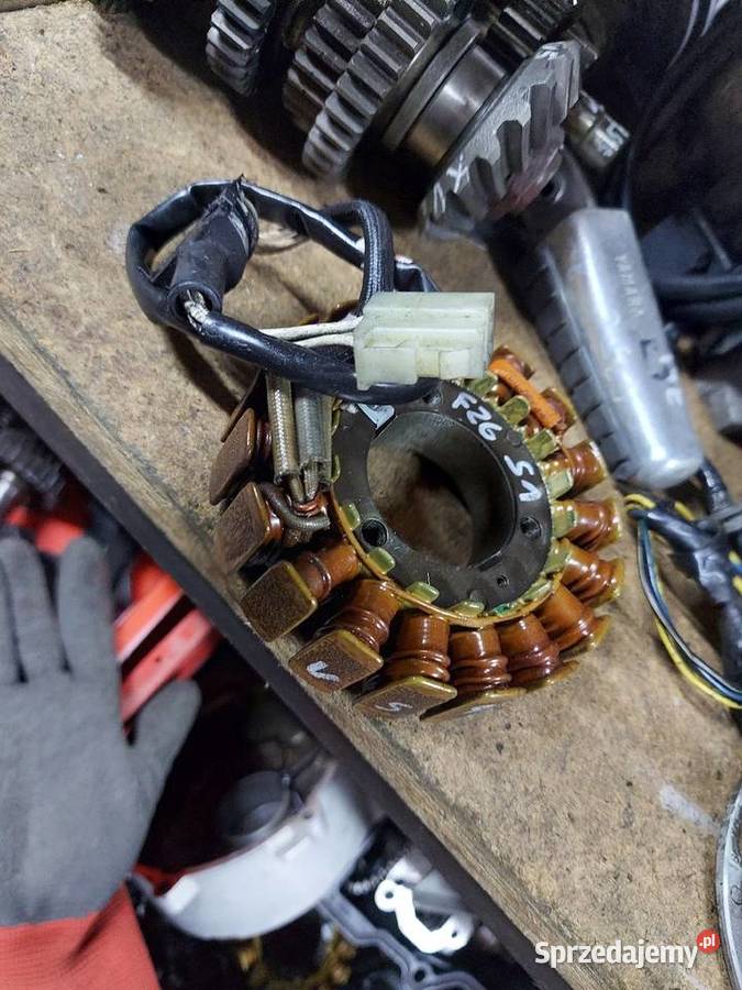 Yamaha FZ6 Fazer S1 iskrownik stojan alternator