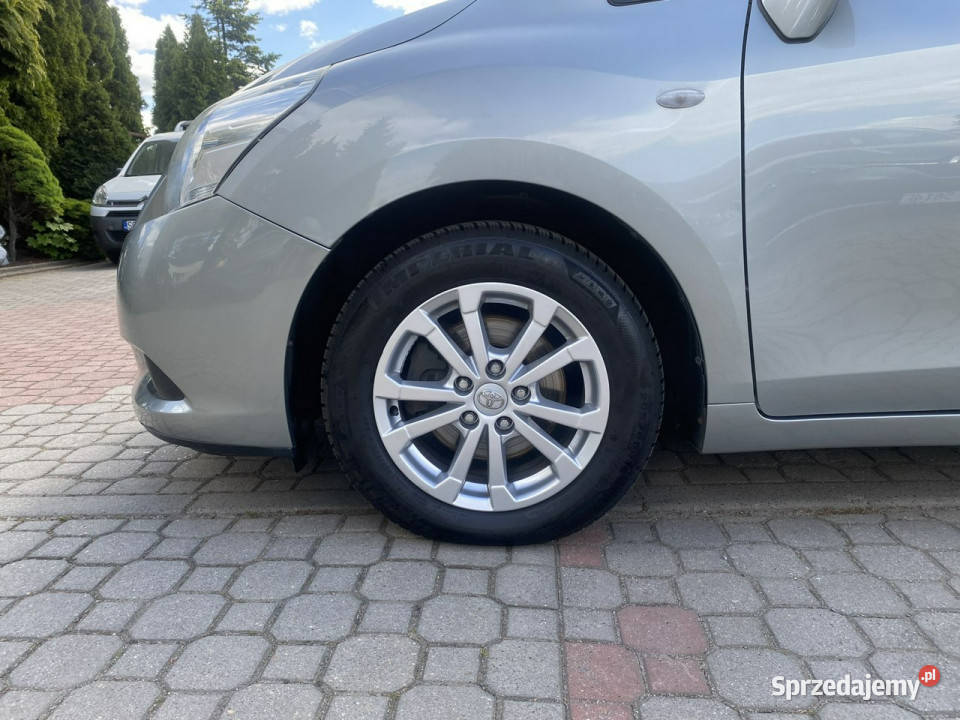 Toyota Verso Rezerwacja centralny zamek Samochody osobowe Tarnowskie Góry