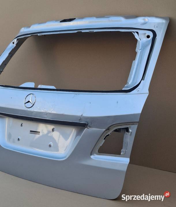MERCEDES ML W166 KLAPA BAGAŻNIKA TYŁ A1667400305 Bieleń