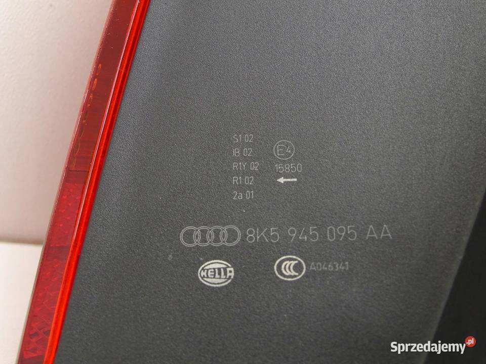 LAMPA LEWA LEWY TYŁ W BŁOTNIK AUDI A4 B8 SEDAN sprzedam
