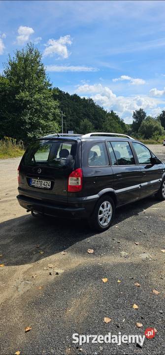 Zafira 7 osobowa garażowany Zgorzelec sprzedam