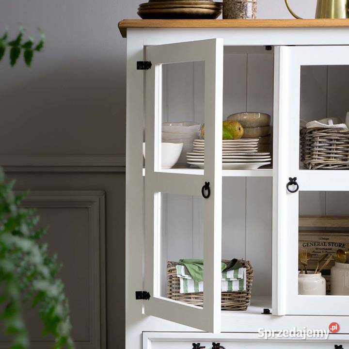 Stylowa biała komoda z przeszklonymi drzwiczkami 140cm Maków Podhalański