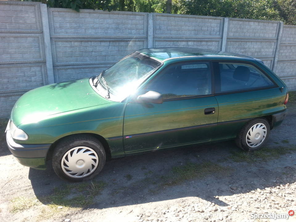 Opel Astra F 1996 14 8v Gaz wspomaganieklima wspomaganie kierownicy Łódź sprzedam