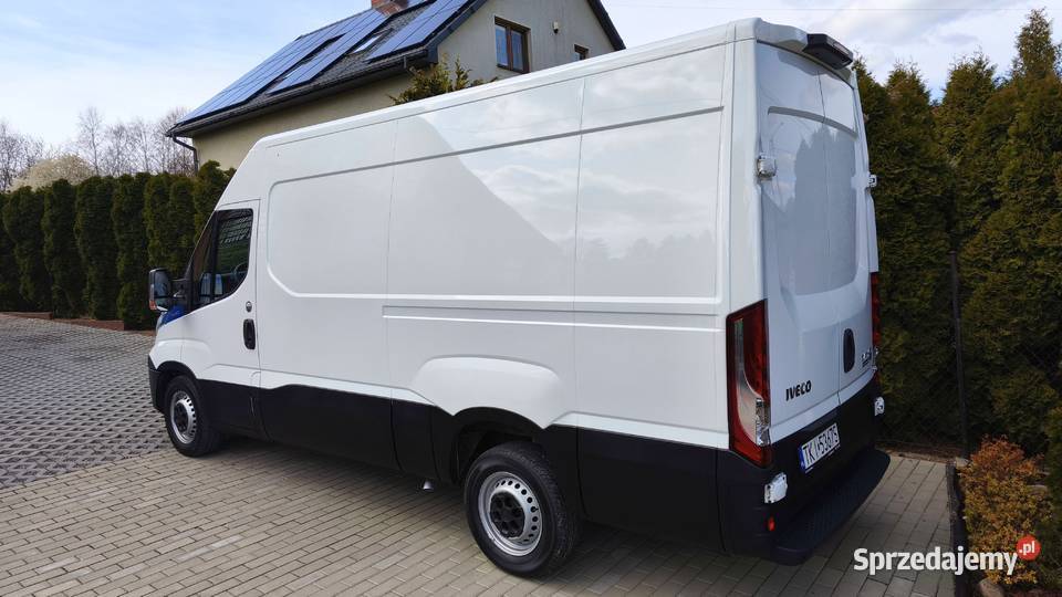 Iveco Daily 3516 Blaszak L3 H2 z Niemiec VAT 23 1300kg Opatów