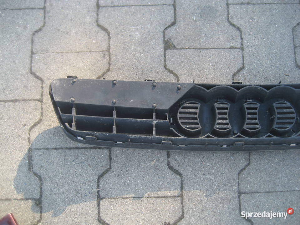 audi a3 8l0 9699r atrapa grill 8l0807683 osobowe Rakoniewice