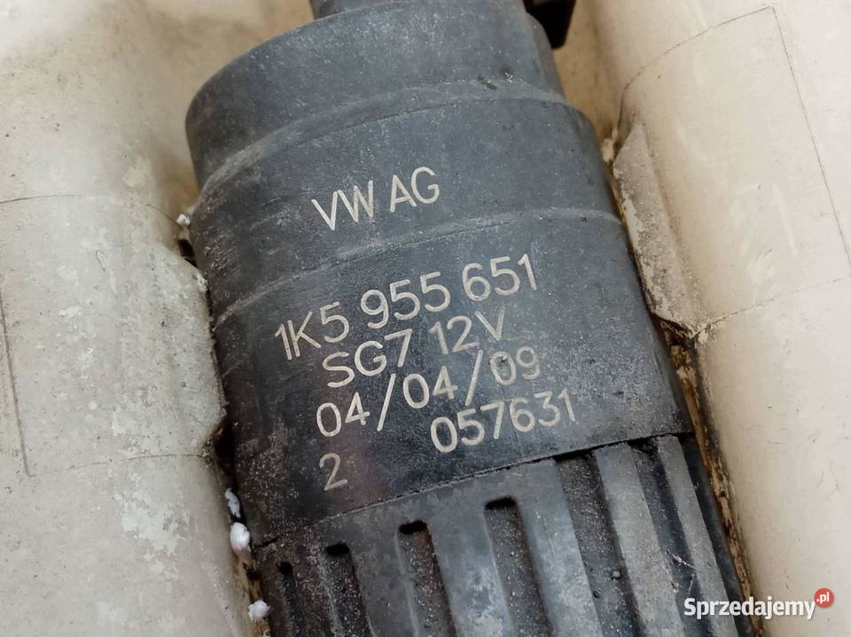 ZBIORNICZEK SPRYSKIWACZY 1K0955453R Skoda Superb świętokrzyskie