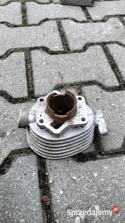 Nowy cylinder Komar motorower Przysucha