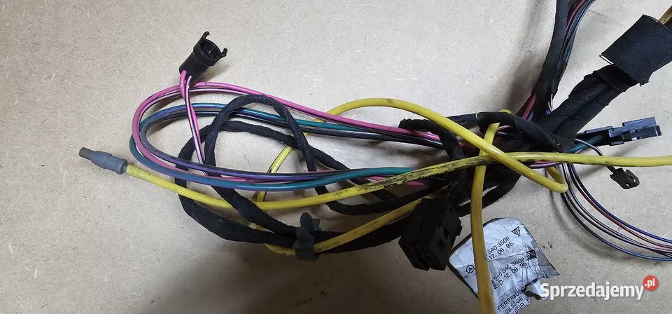 Wiązka drzwi mercedes w210 2105403509 Zbąszyń sprzedam