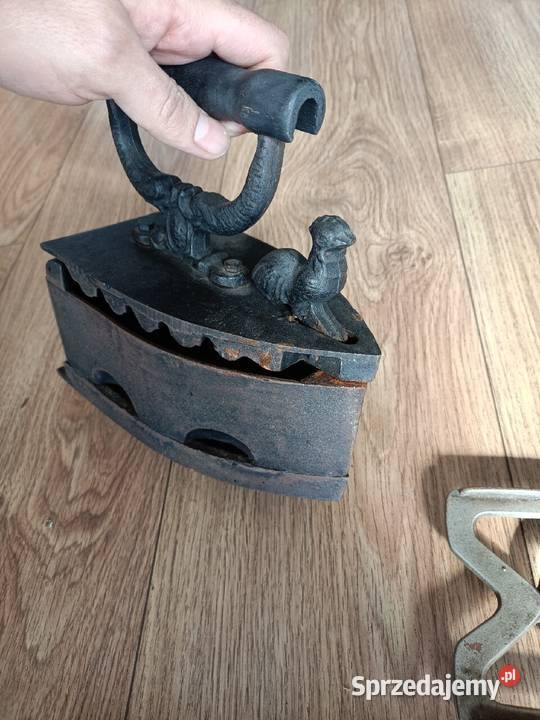 Stare żelazko węglowe z podstawką i kogutem dolnośląskie Wrocław