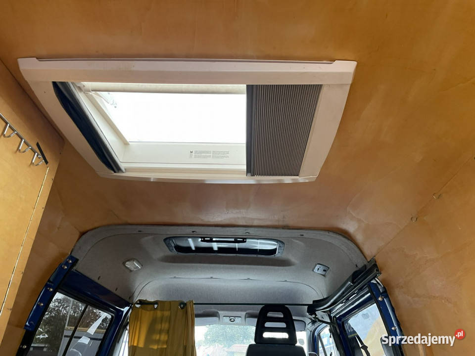 GAZ Gazela Gaz Gazelle Kamper furgon 4X4 benzyna Gaz Syców