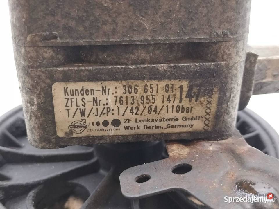 POMPA WSPOMAGANIA 30665101 7613955147 24 D Volvo