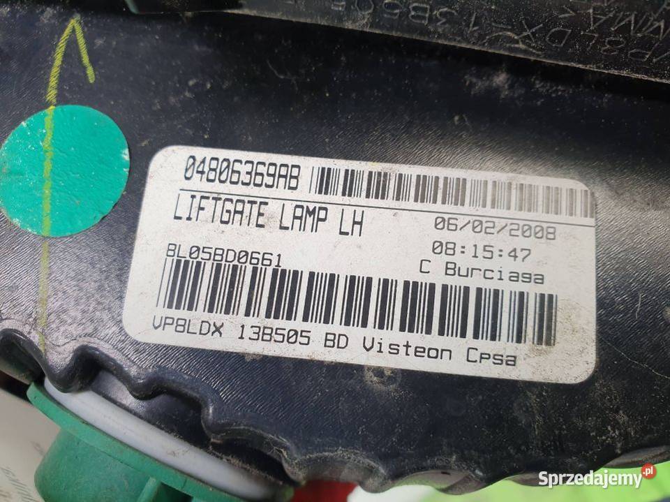 LAMPA W KLAPE LEWA DODGE JOURNEY 04806369AB Lipno sprzedam