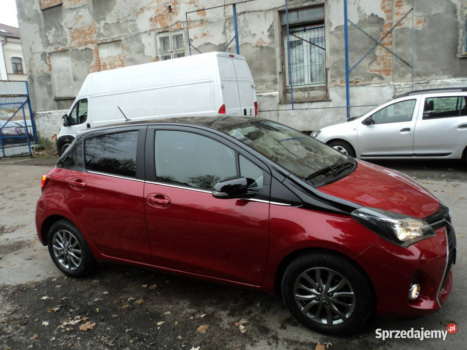 Toyota Yaris sprzedam ładną TOYOTE YARIS z 2016r światła LED Lublin