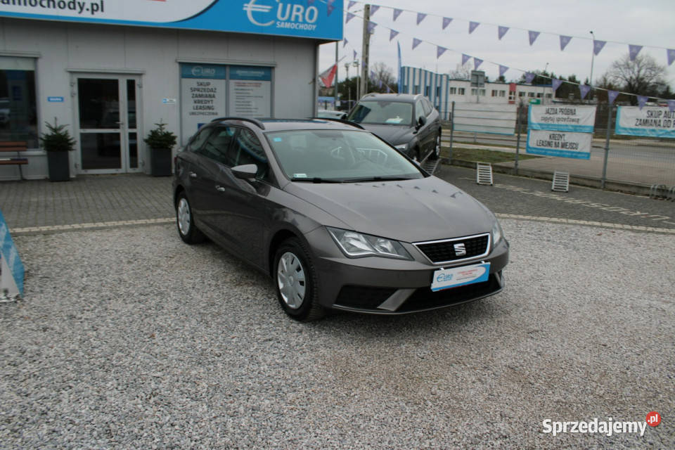 Seat Leon Salon Polska netto 28373 PLN Gwarancja pełny VAT