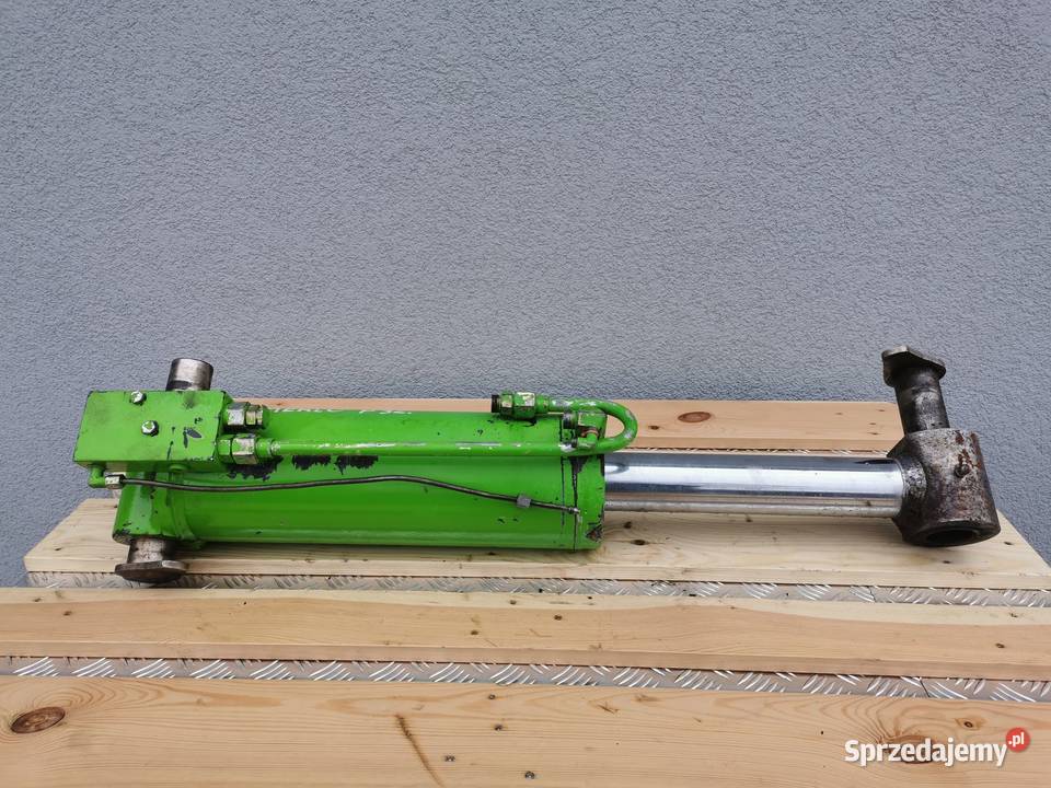Cylinder hydrauliczny poziomowania Merlo P łyżki Pozostałe