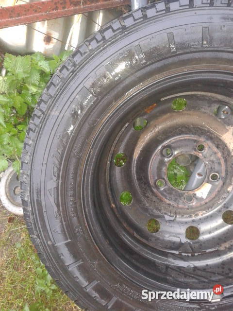 Opona Michelin Agilis 81 2156516C