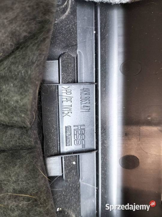 OSŁONA PROGU BAGAŻNIKA PASA TYŁ SEDAN 4K8863471 Listwy i nakładki
