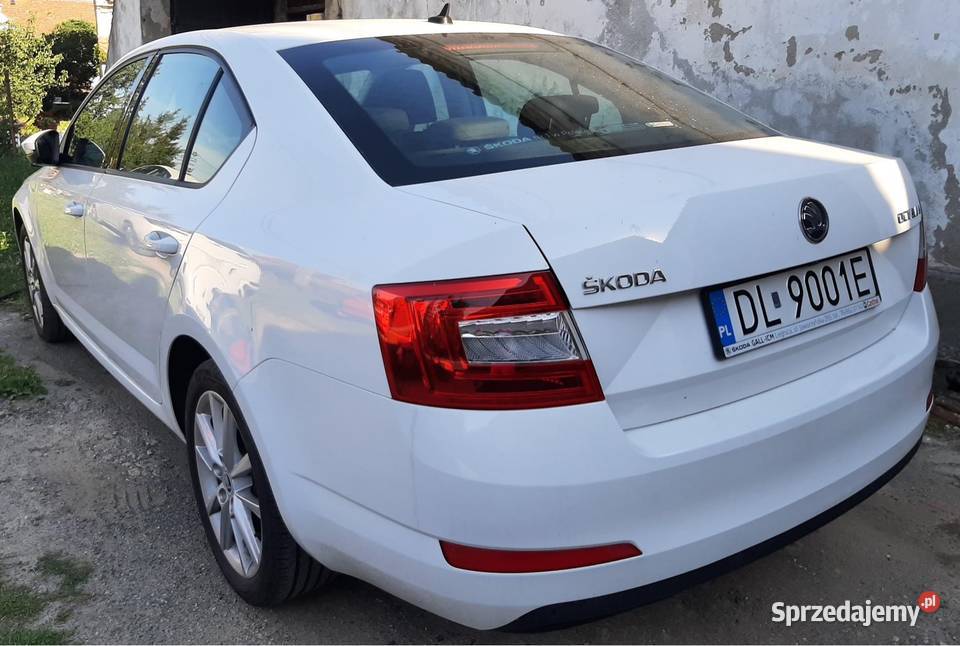 Skoda octavia III salon polski 2 właściciel 6 aluminiowe felgi Legnica