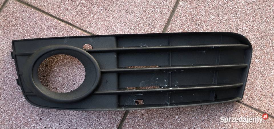 KRATKA LEWA ZDERZAK PRZÓD AUDI A4 B8 NOWA OEM Kozy sprzedam