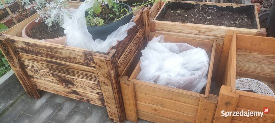 Donice drewniane na balkon taras do ogrodu Cedry Wielkie