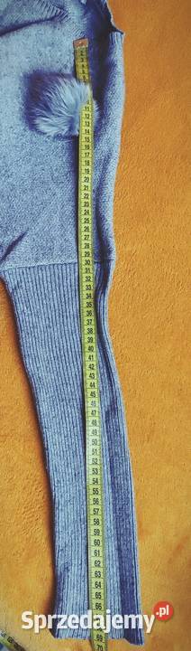 Sweter szary z ozdobnymi pomponami z futerka szary/srebrny Cieszyn