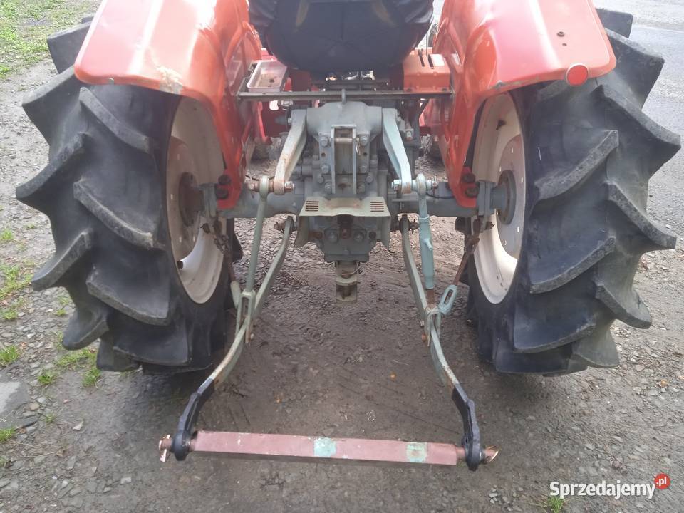 Traktor yanmar ym2310 23 Sękowa