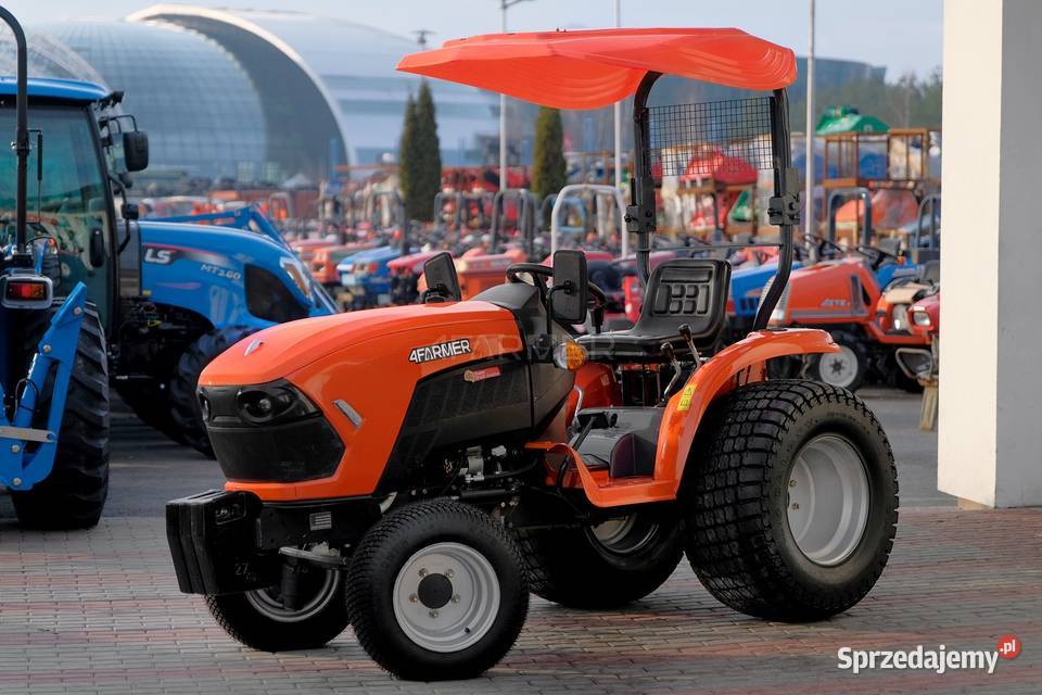 Ciągnik 4FARMER B2601 4x4 24 TURF Tajęcina