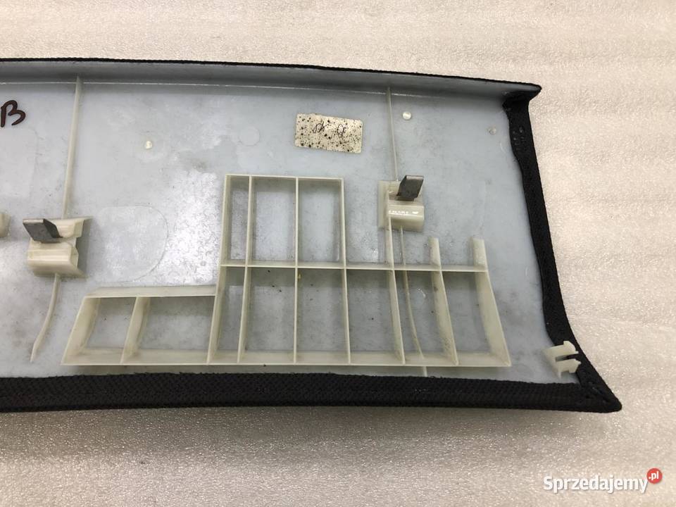 LISTWA OSŁONA PODSUFITKI AUDI TT 8J 8J8867839 osobowe