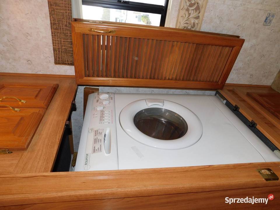 Kamper Freightliner Cruise Air 69945km dolnośląskie