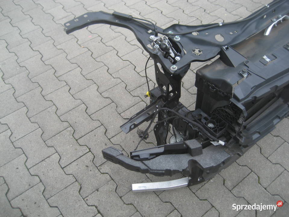 bmw x1 u11 2226r pas przedni zamki belka 7011116 osobowe Rakoniewice