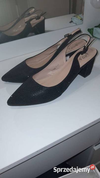 Buty na obcasie czarny Półbuty Zamość